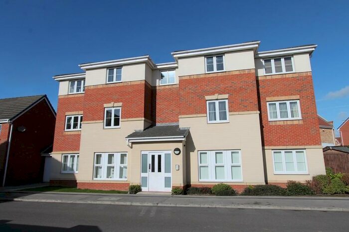 2 Bedroom Apartment To Rent In St. Helens Avenue, Barnsley, S71