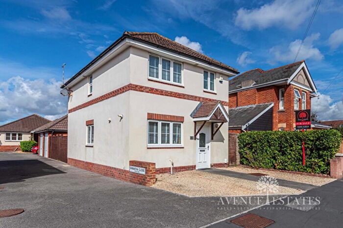 3 Bedroom Detached House For Sale In Coombe Avenue, Bournemouth, Bournemouth Christchurch Poole, BH10