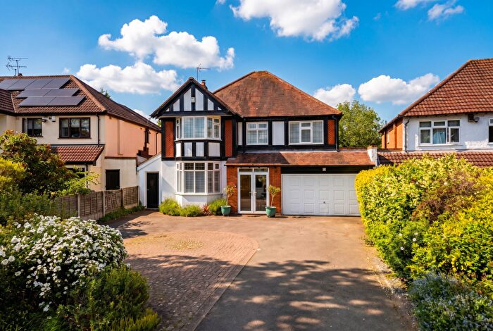 5 Bedroom Detached House For Sale In Broad Oaks Road, Solihull, B91