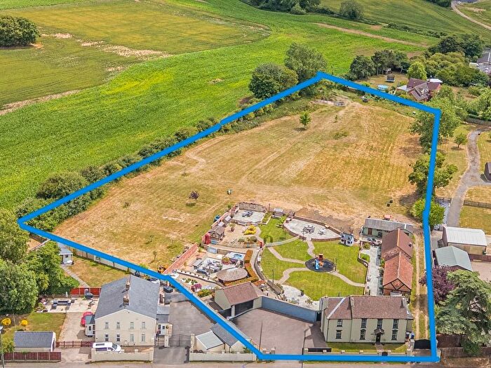 5 Bedroom Detached House For Sale In Shurdington Road, Brockworth, Gloucester, GL3