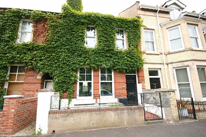 3 Bedroom Terraced House To Rent In High Street, Newmarket, CB8