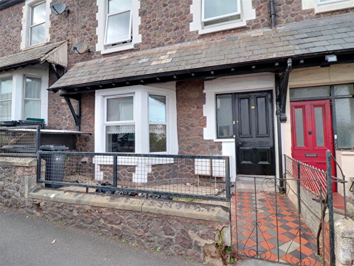 2 Bedroom Flat For Sale In Selbourne Place, Minehead, Somerset, TA24