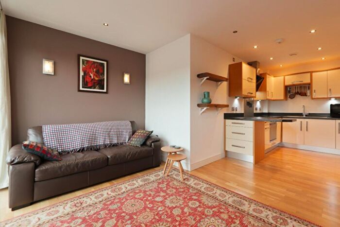 1 Bedroom Apartment For Sale In The Denison, Shalesmoor, Sheffield, S3
