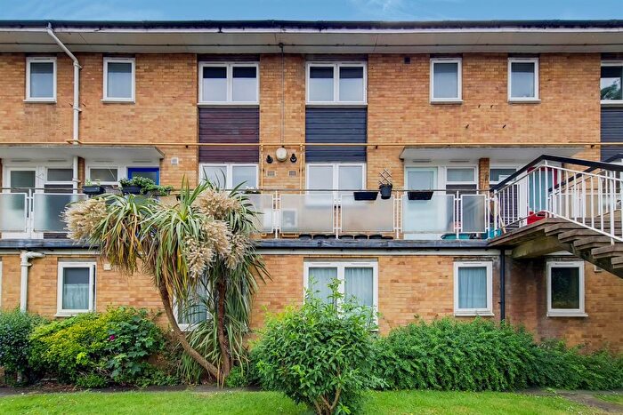 2 Bedroom Maisonette To Rent In Rochester Road, London, NW1