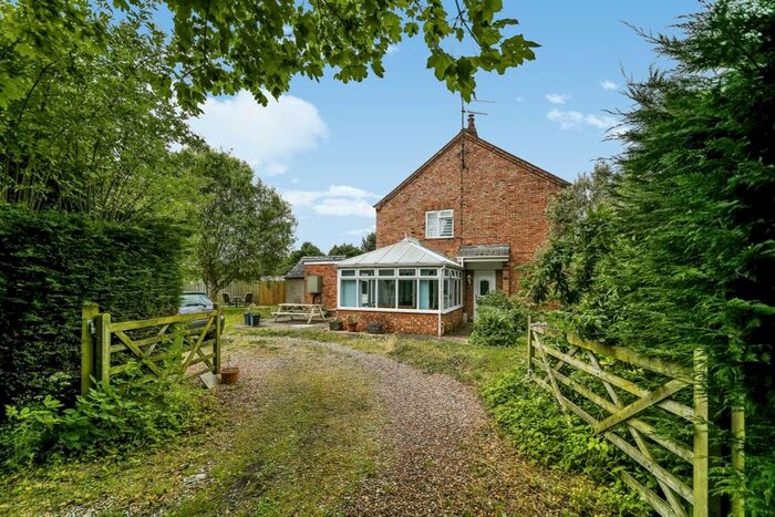 3 Bedroom Semi-Detached House For Sale In Northgate Way, Terrington St. Clement, King's Lynn, PE34