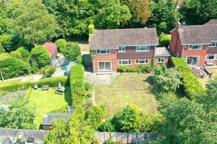 4 Bedroom Detached House For Sale In Station Road, Woolhampton, Reading, Berkshire, RG7