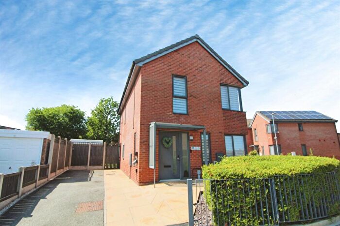 3 Bedroom Detached House For Sale In The Avenue, S75