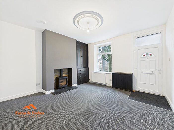 2 Bedroom Terraced House To Rent In William Street, Colne, BB8