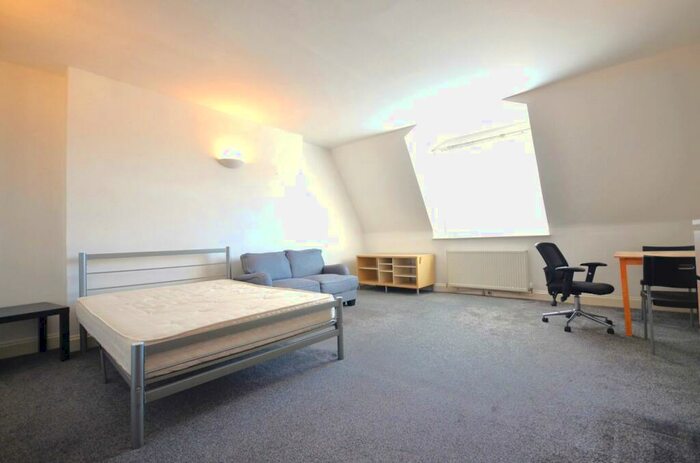 Studio To Rent In Royal College Street, Camden, NW1