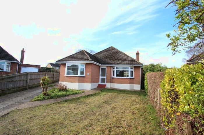 3 Bedroom Detached Bungalow To Rent In Colin Close, Corfe Mullen, BH21