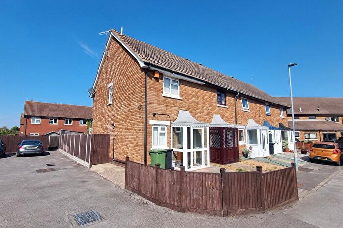 2 Bedroom End Of Terrace House To Rent In Drayton, Hampshire, PO6