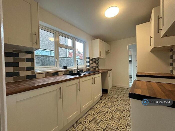 3 Bedroom Terraced House To Rent In Stanley Street, Grimsby, DN32