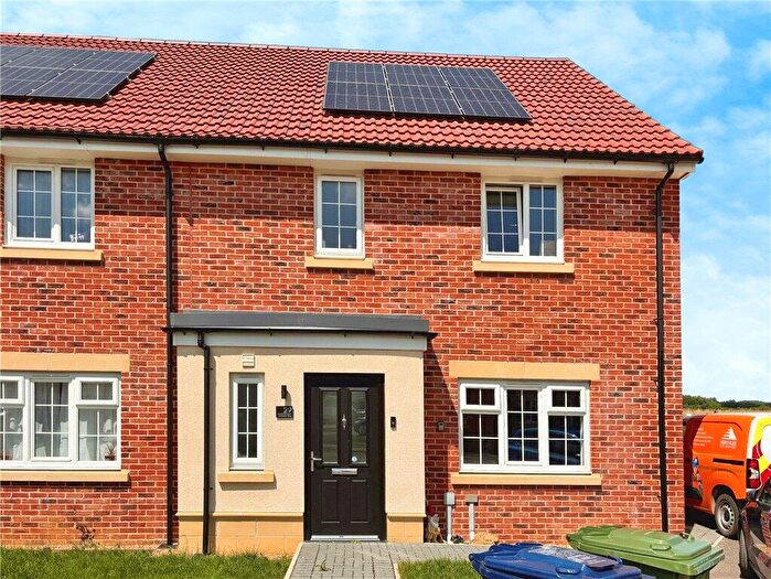 3 Bedroom Semi-Detached House For Sale In Orchard Way, Wisbech St. Mary, Wisbech, PE13