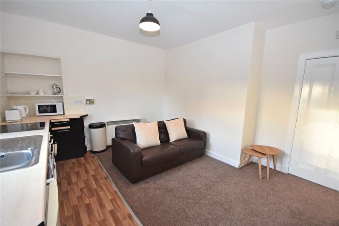 1 Bedroom Flat To Rent In Seaforth Road, City Centre, Aberdeen, AB24
