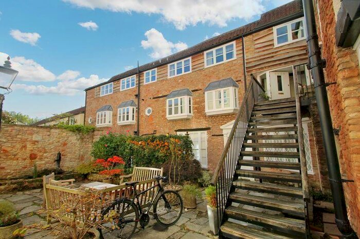 2 Bedroom Apartment To Rent In Wells (Anseres Place Off The Market Place), BA5