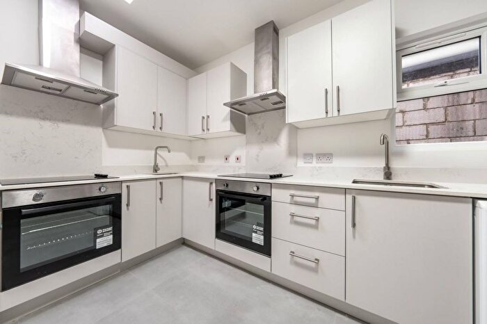 6 Bedroom Maisonette To Rent In Kingston Upon Thames, Surrey, KT1