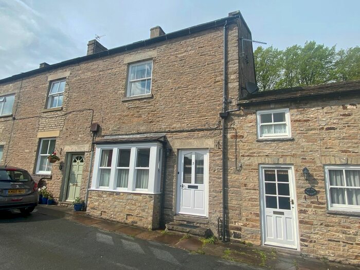2 Bedroom Terraced House To Rent In Shawl Terrace, Leyburn, DL8