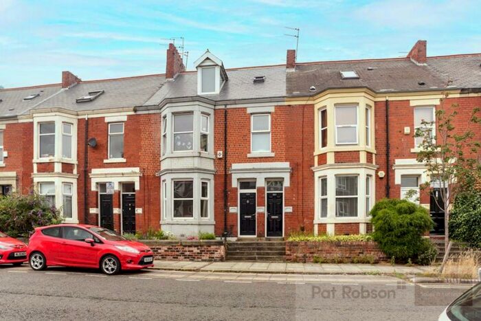 2 Bedroom Property To Rent In Helmsley Road, Newcastle Upon Tyne, NE2