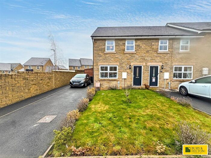 3 Bedroom End Of Terrace House For Sale In Brandside Avenue, Buxton, SK17