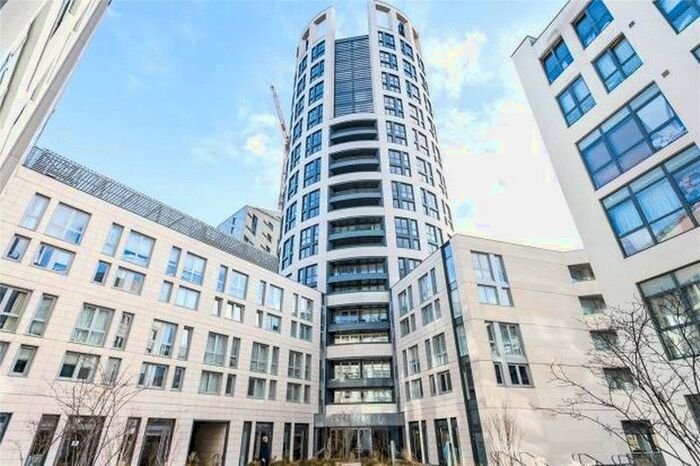 Studio To Rent In City Road, London, EC1V