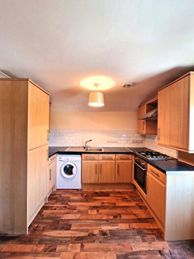 1 Bedroom Flat To Rent In Lytton Road, Leytonstone, E11