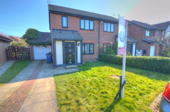 3 Bedroom Semi-Detached House To Rent In Meltham Court, Abbey Farm, NE15