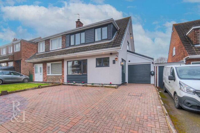 3 Bedroom Semi-Detached House For Sale In Mensing Avenue, Cotgrave, Nottingham, NG12