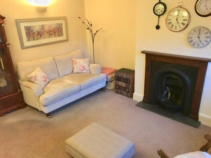 2 Bedroom Cottage To Rent In Easthorpe Cottages, Ruddington Village, NG11