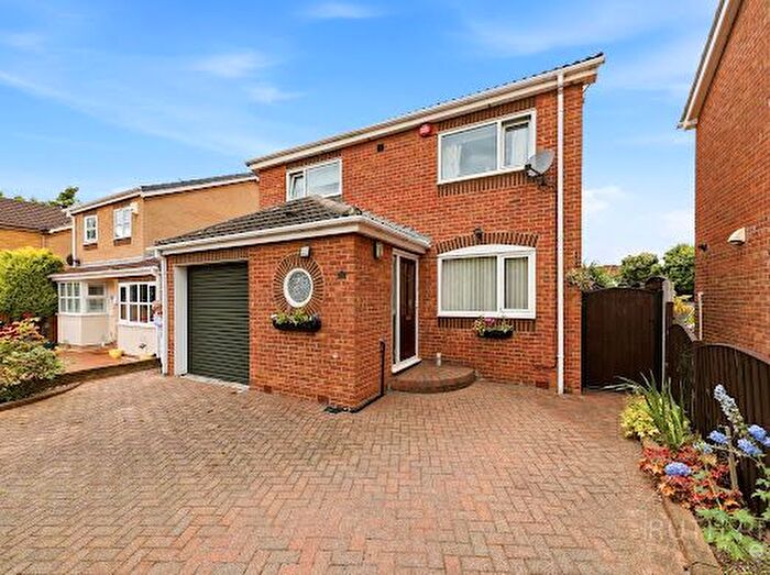 4 Bedroom Detached House For Sale In Crossfield Drive, Skellow, DN6