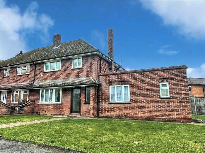 5 Bedroom Semi-Detached House To Rent In Spring Rise, Egham, Surrey, TW20