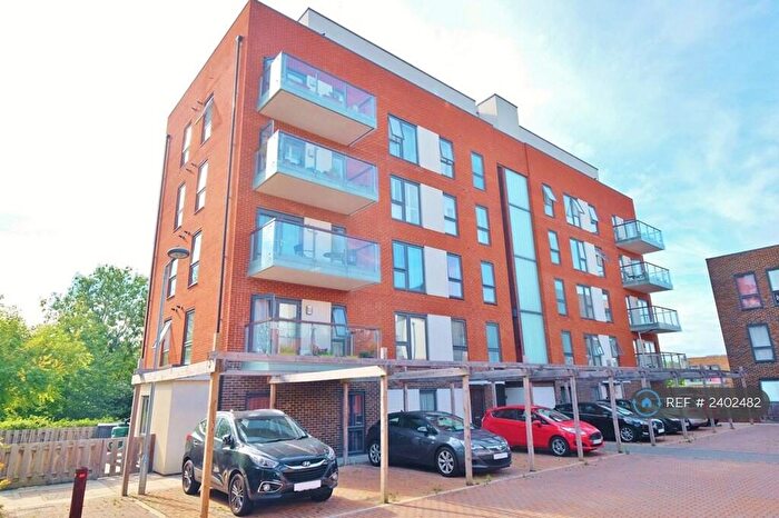 2 Bedroom Flat To Rent In Pinnacle House, Orpington, BR5