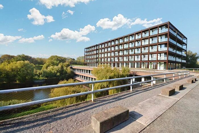 1 Bedroom Apartment To Rent In Lake Shore Drive, Bristol, BS13