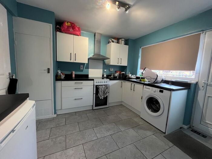 3 Bedroom House To Rent In Rushton Gardens, Nottingham, NG3