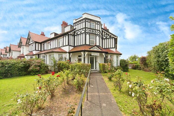 6 Bedroom Semi-Detached House For Sale In St. Davids Road, Llandudno, Conwy, LL30