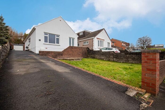 3 Bedroom Detached Bungalow For Sale In Heol-Y-Groes, Bridgend, Bridgend County, CF31