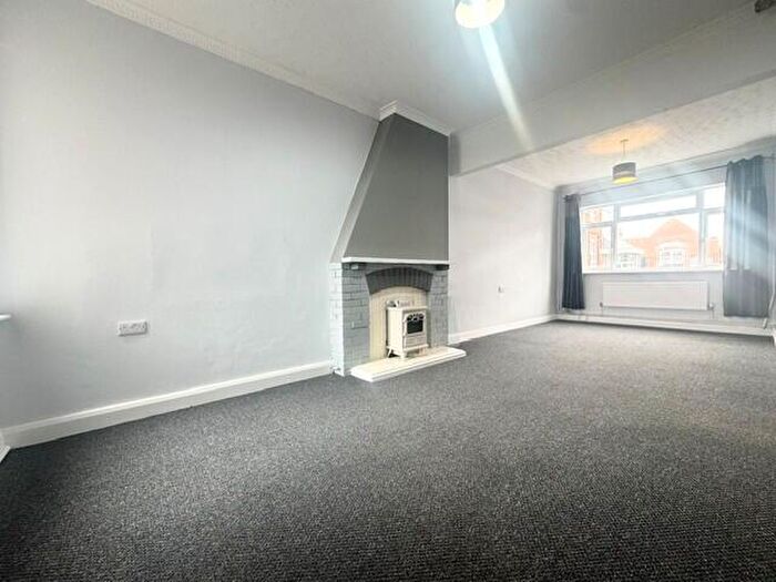 3 Bedroom Terraced House To Rent In Elliston Street, Cleethorpes, DN35