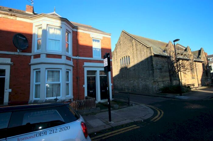 3 Bedroom Flat To Rent In Coniston Avenue, Jesmond, Newcastle Upon Tyne., NE2