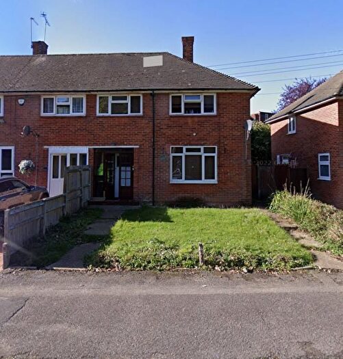 Studio To Rent In Sheffield Drive, Romford, RM3