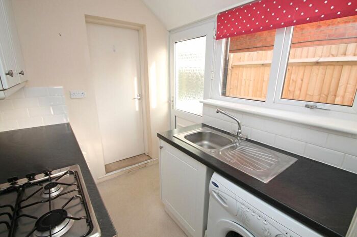 2 Bedroom Terraced House To Rent In Howard Road, Wokingham, Berkshire, RG40