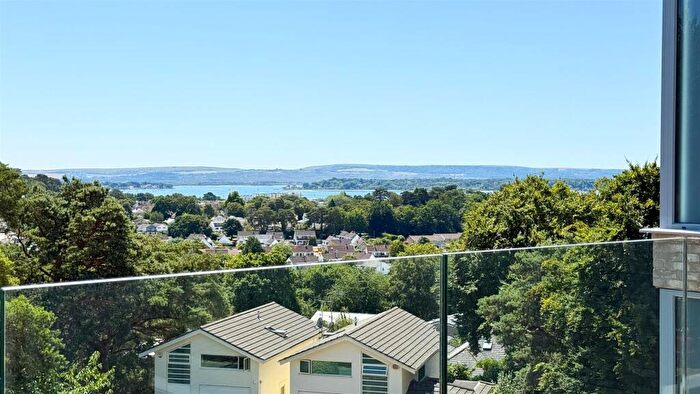 3 Bedroom Apartment For Sale In Highmoor Road, Lower Parkstone, BH14