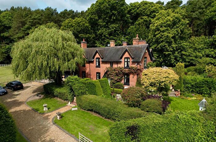 5 Bedroom House For Sale In Brake Mill Farmhouse, Brake Mill, Hagley, DY8