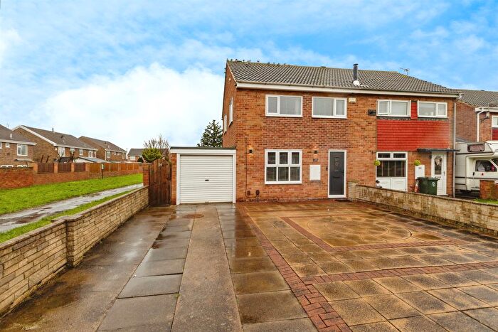 3 Bedroom Semi Detached House For Sale In Westminster Close, Middlesbrough, TS6