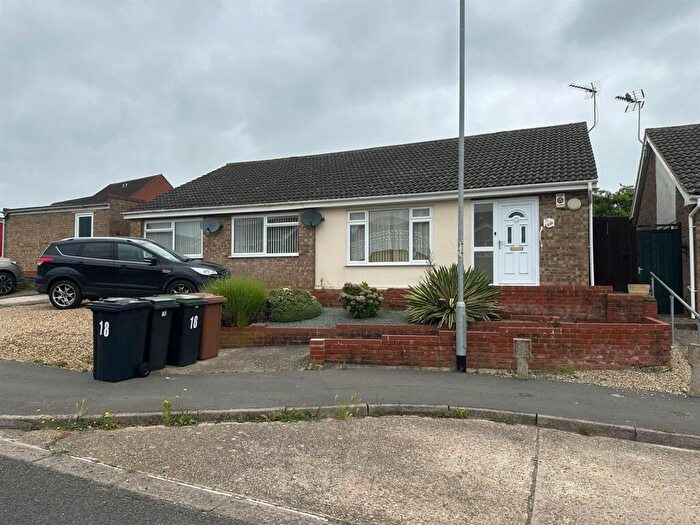 2 Bedroom Semi-Detached Bungalow For Sale In Treeview, Stowmarket, IP14