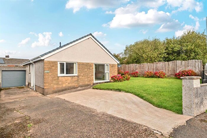 2 Bedroom Detached Bungalow For Sale In Jacktrees Road, Cleator Moor, CA25