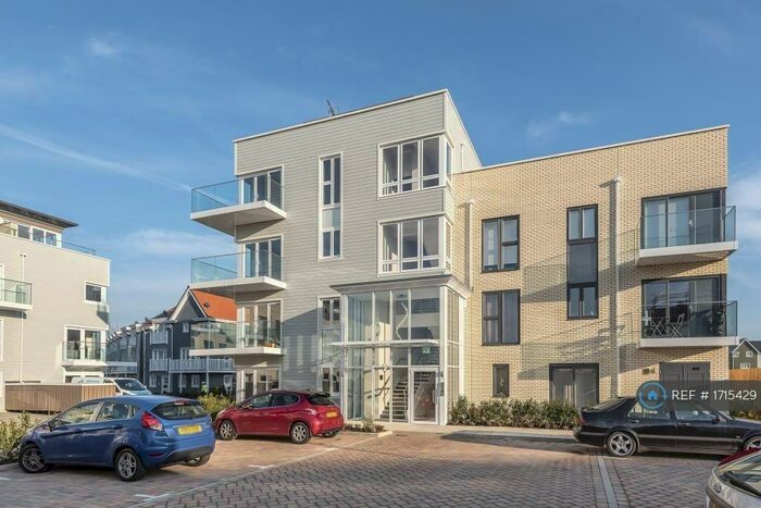 2 Bedroom Flat To Rent In Champlain Street, Reading, RG2