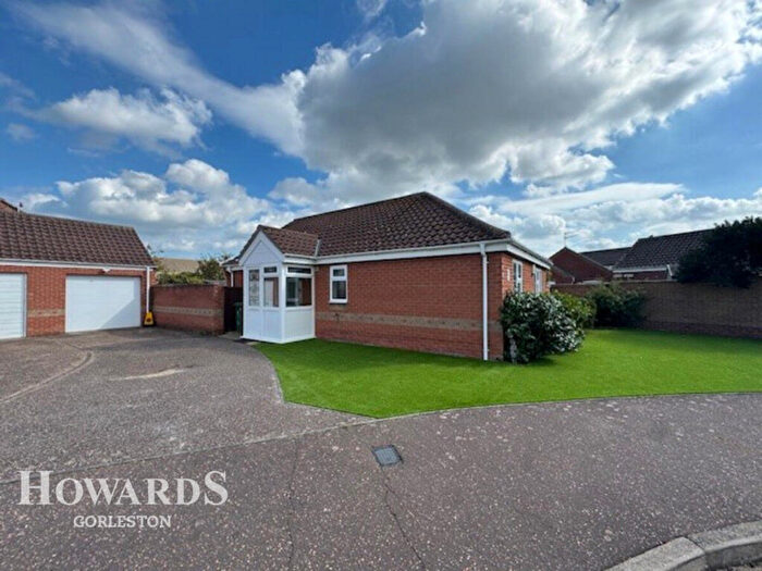 2 Bedroom Detached Bungalow For Sale In Marjoram Road, Bradwell, NR31