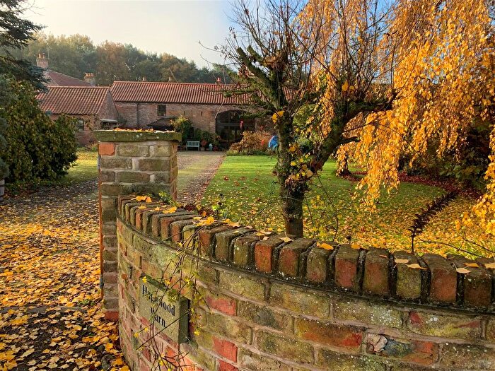 4 Bedroom Barn Conversion For Sale In Broad Highway, Wheldrake, York, YO19