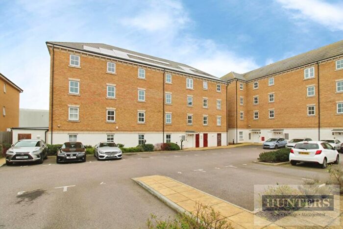 2 Bedroom Flat For Sale In Richmer Road, Erith, DA8