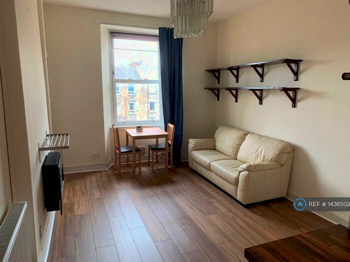 1 Bedroom Flat To Rent In Yeaman Place, Edinburgh, EH11