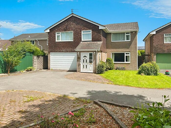 4 Bedroom Detached House For Sale In Willow Close, Coychurch, Bridgend, CF35